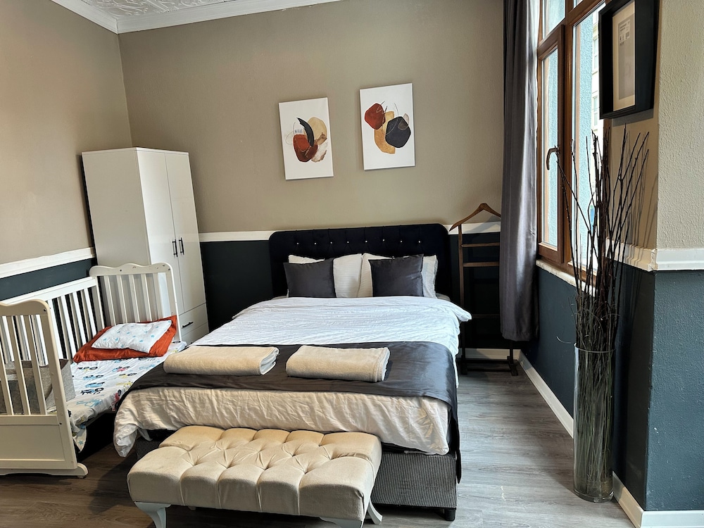 Superior Studio Suite photo 3