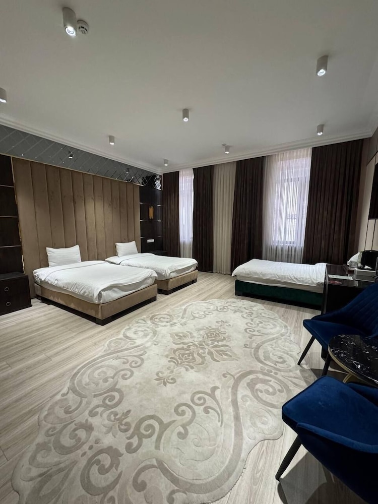 Luxury Triple Room - Photo 1