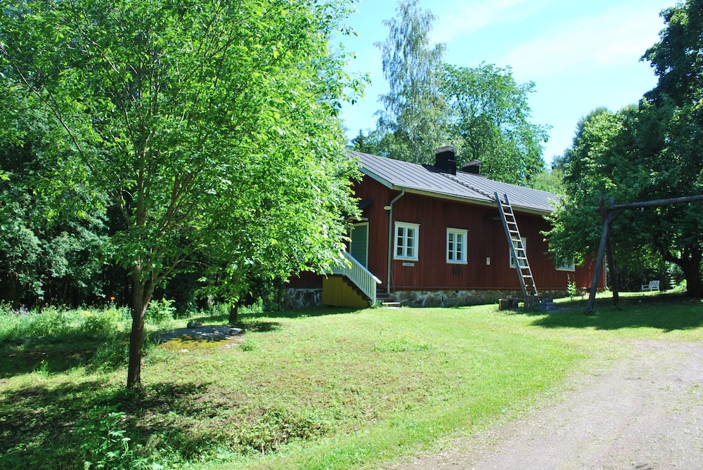 Classic Apartment, 2 Bedrooms, Park View