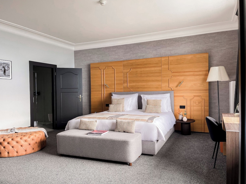 Superior Suite, Multiple Beds, Mountain View (Royal Suite) photo 3