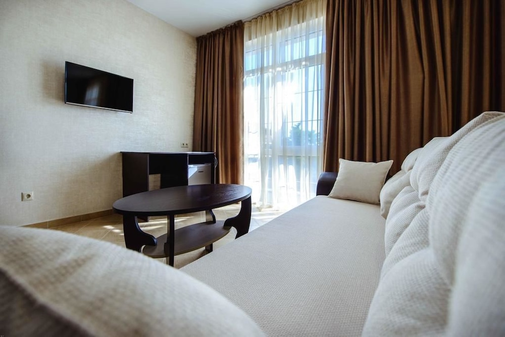 Deluxe Quadruple Room photo 2