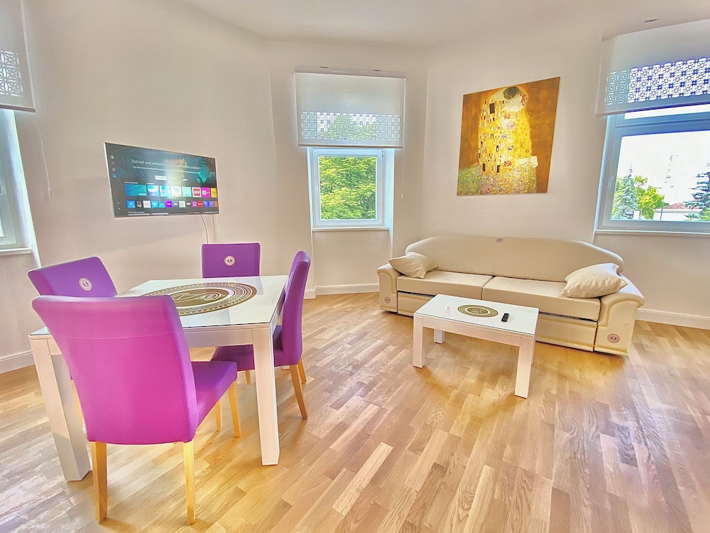 Panoramic Apartment, City View photo 3