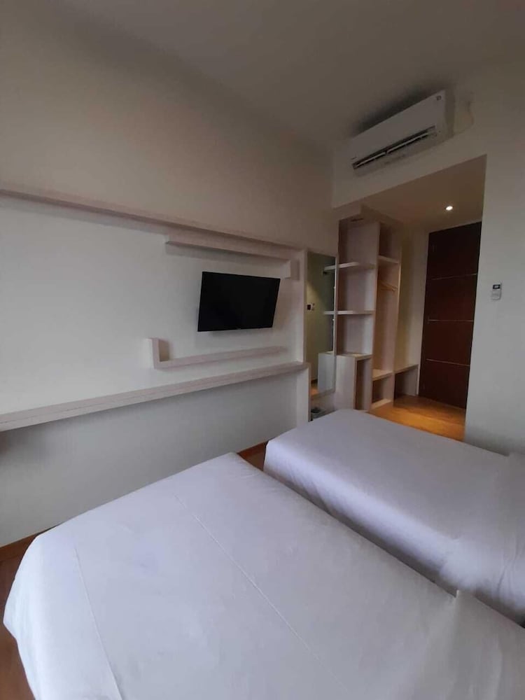 Standard Twin Room, 2 Twin Beds photo 3