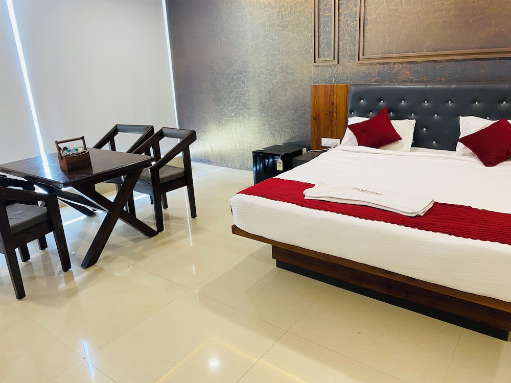 Deluxe Suite