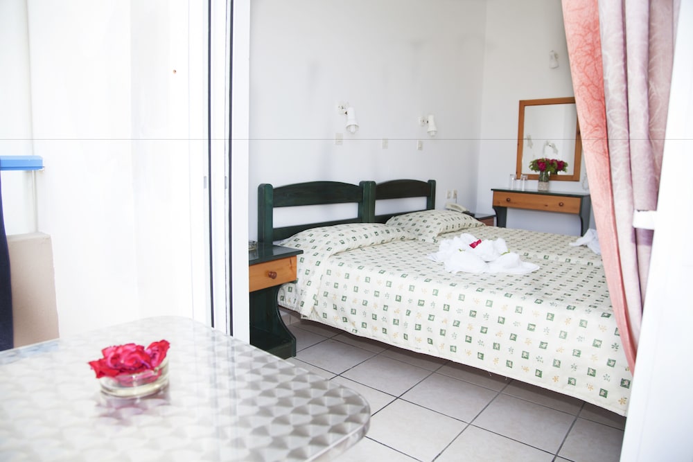 Standard Room photo 2