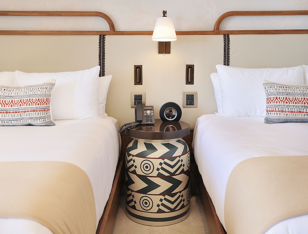 Room, 2 Double Beds, Hot Tub, Ocean View (Infinity) thumbnail 6