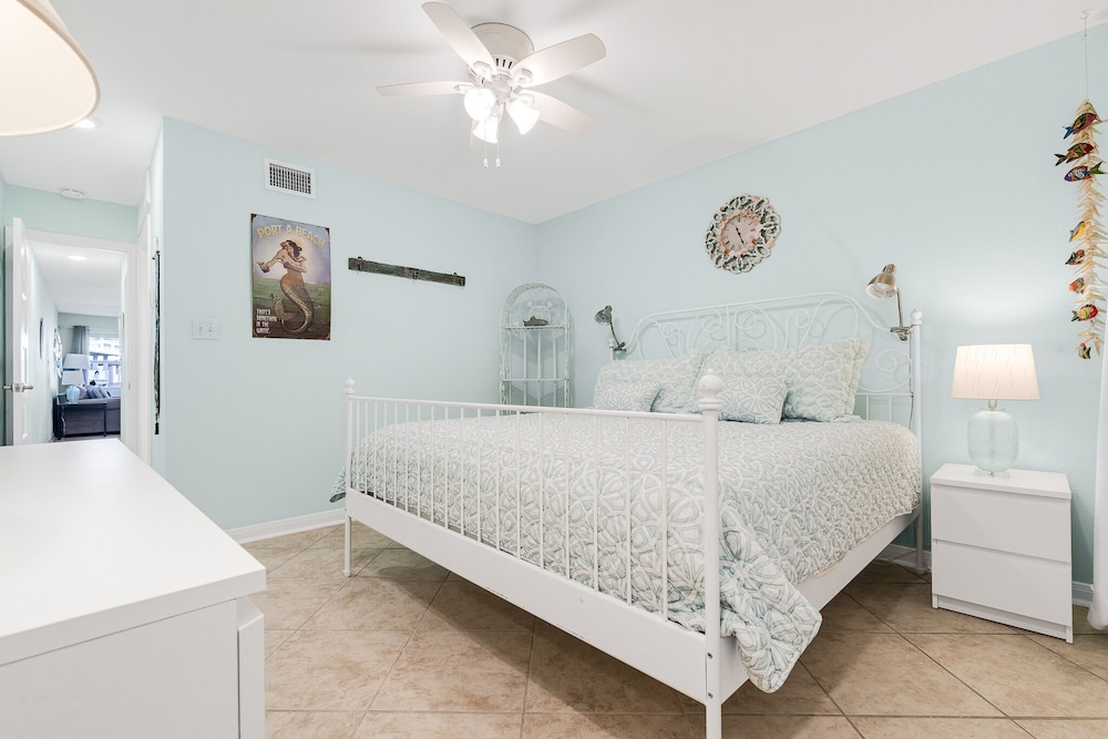 Condo, 1 King Bed with Sofa bed, Patio, Pool View (Sunrise Villa 105) photo 3