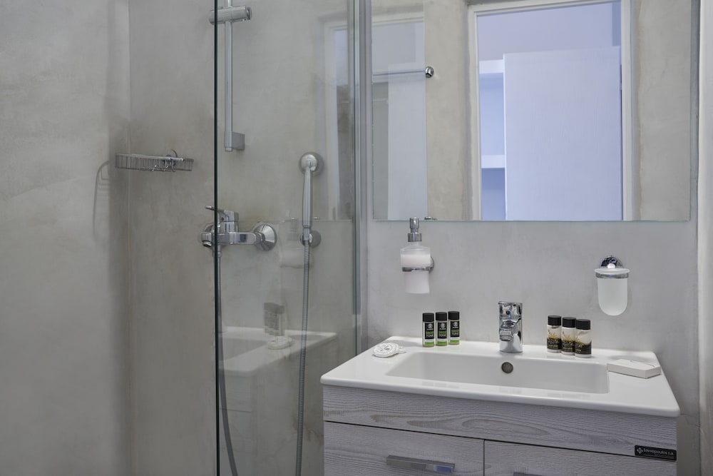 Standard Room - Photo 4