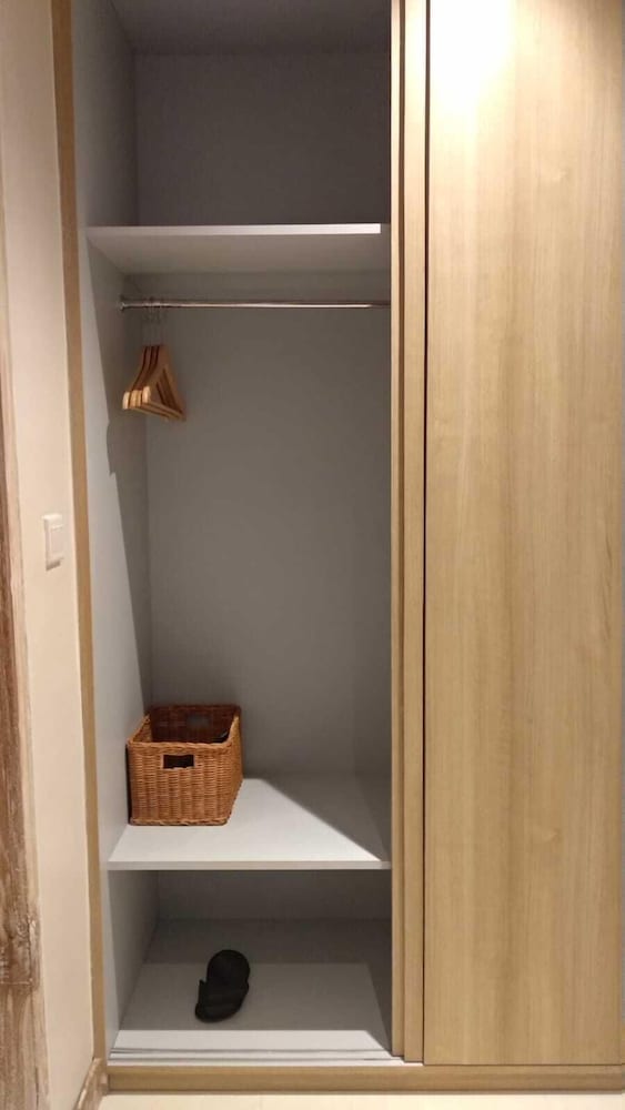 Standard Double or Twin Room - Photo 13