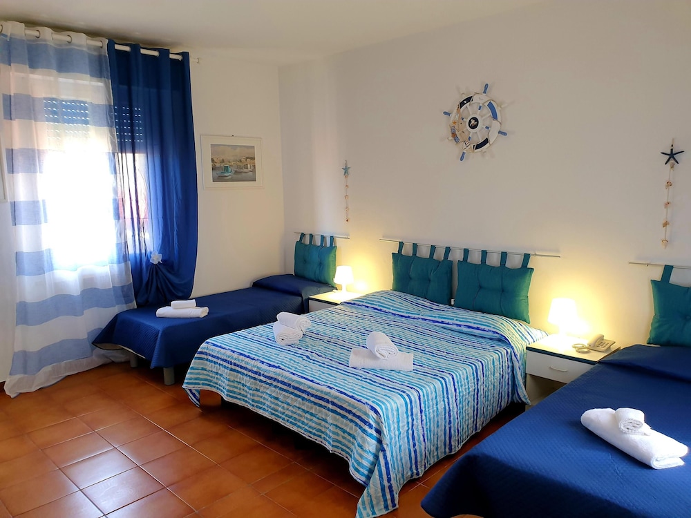 Standard Quadruple Room photo 1