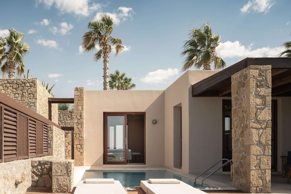 Luxury Suite, Beachfront photo 3