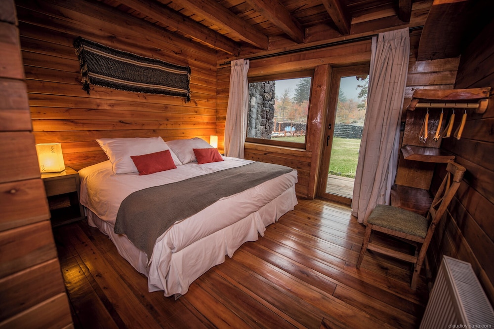 Room, 1 King Bed, Non Smoking - Photo 3