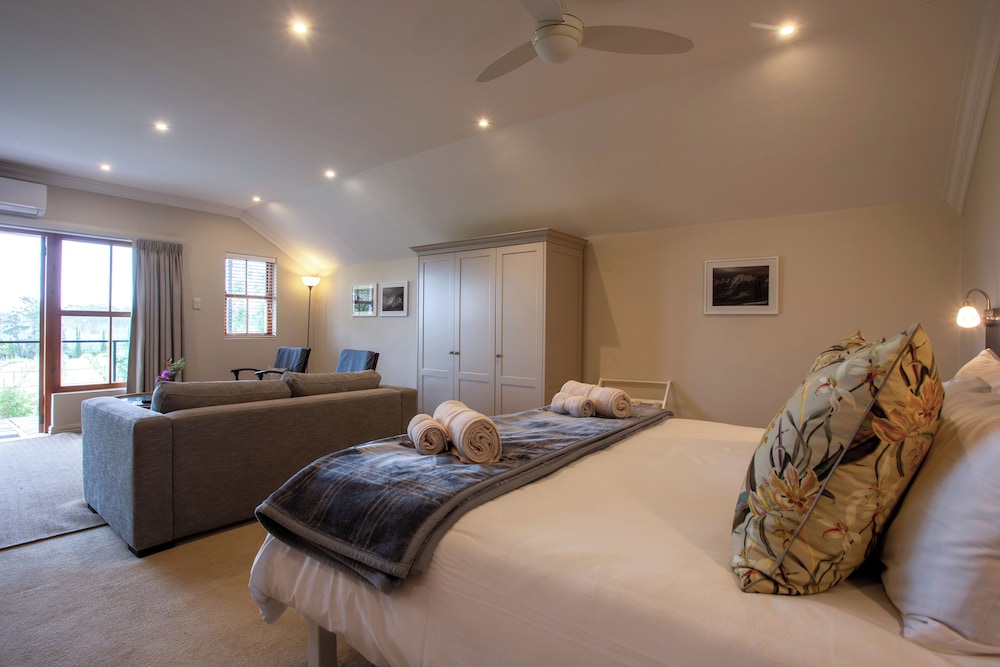 Penthouse suite photo 3