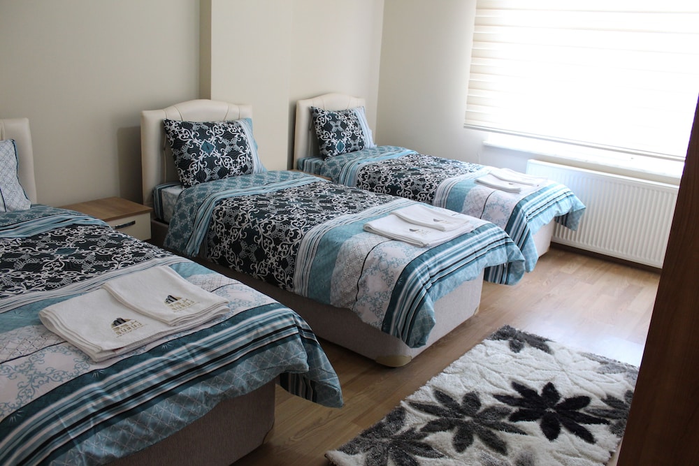 Apartment 5