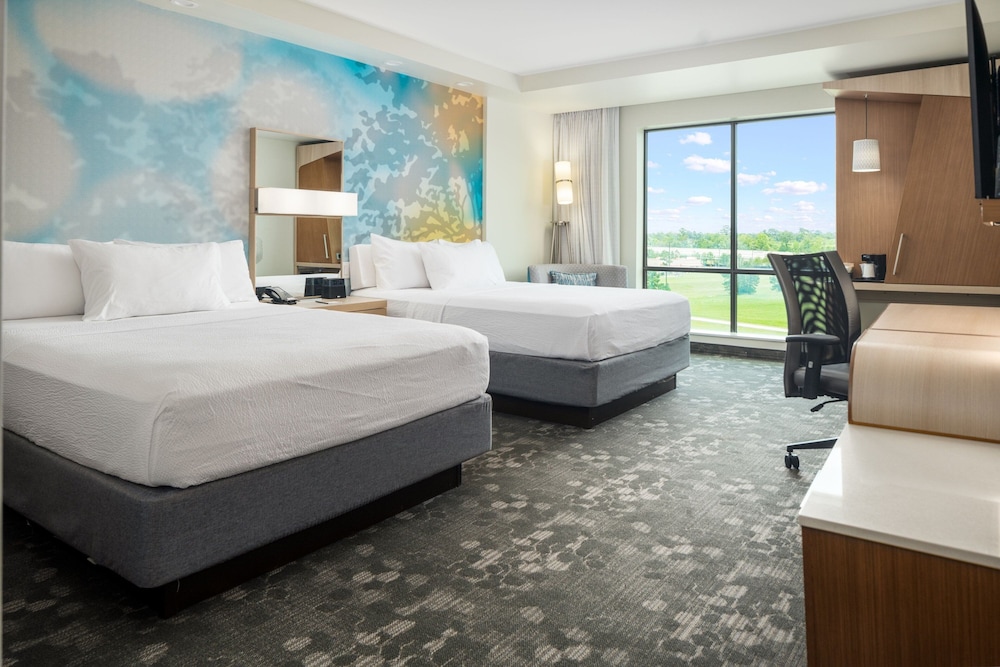 Room, 2 Queen Beds (Hearing Accessible) - Photo 5