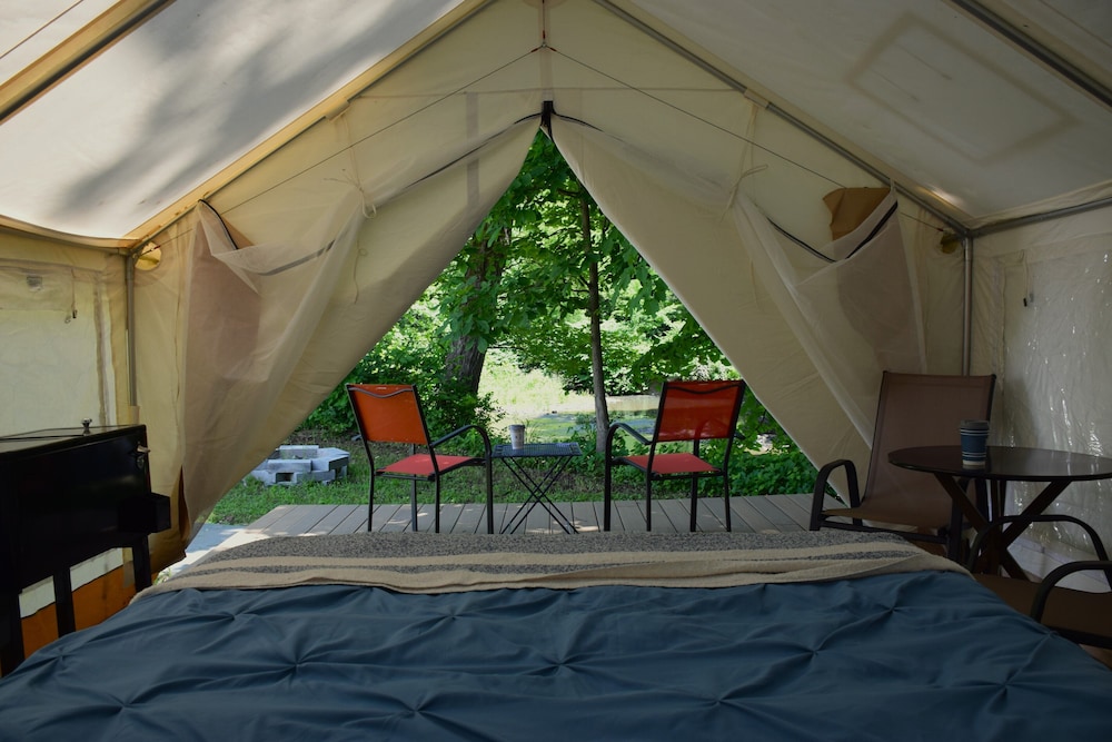 Luxury Tent photo 3