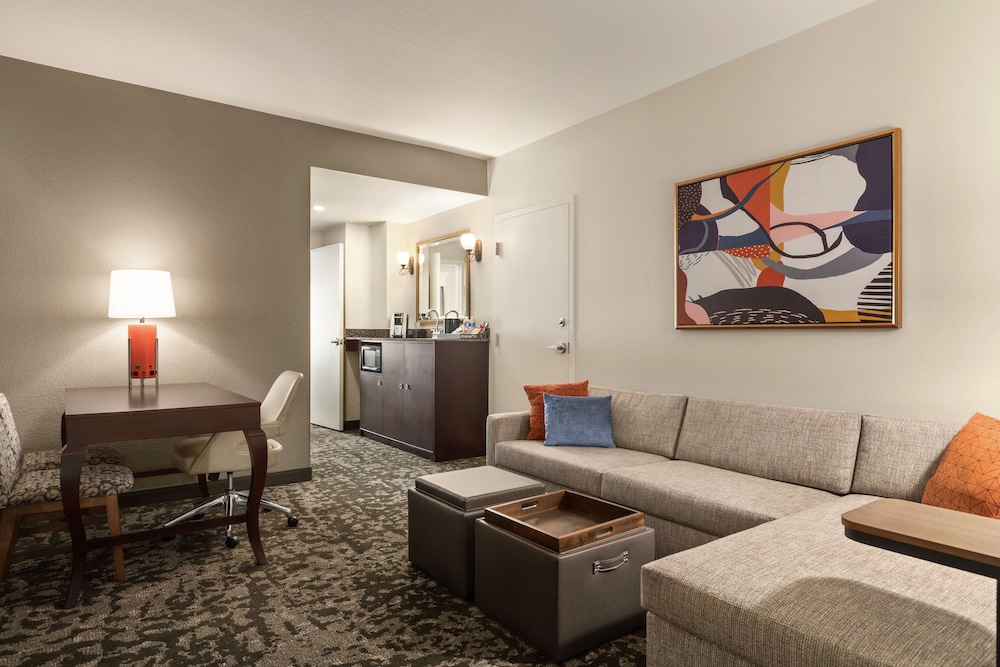 Premium Suite, 1 King Bed with Sofa bed, Accessible, Non Smoking (Roll-in Shower) - Photo 1