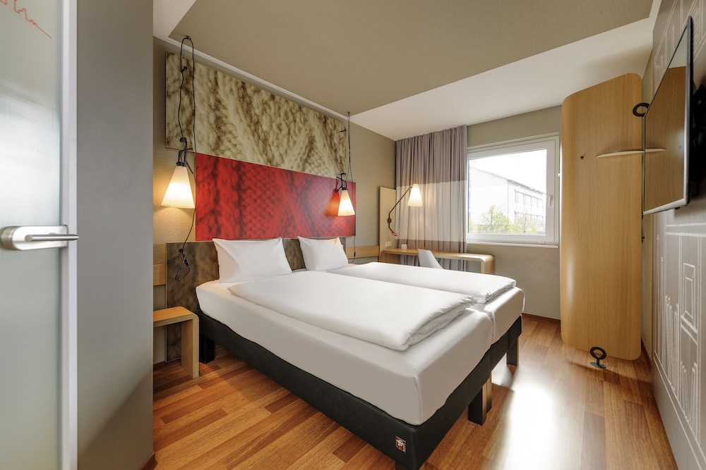 Twin Room, 2 Twin Beds (New Sleep Easy Concept) - Photo 2