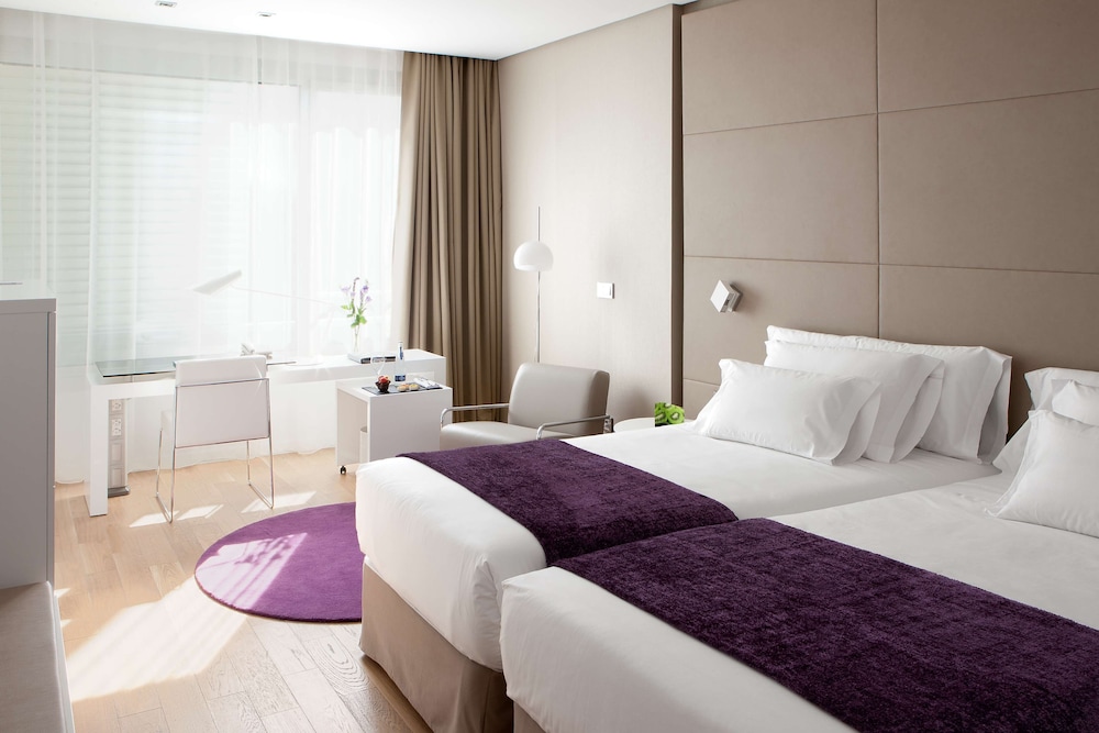 Superior Room (Extra Bed 3 adults)