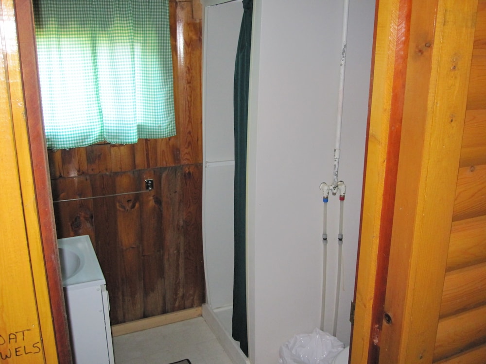 Cabin (2) photo 2