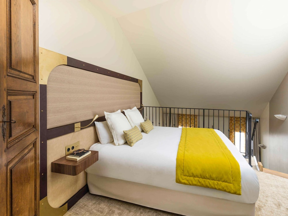 Suite, Multiple Beds, Balcony photo 2