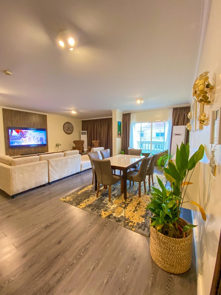 Luxury Apartment