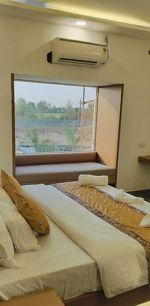 Suite photo 1
