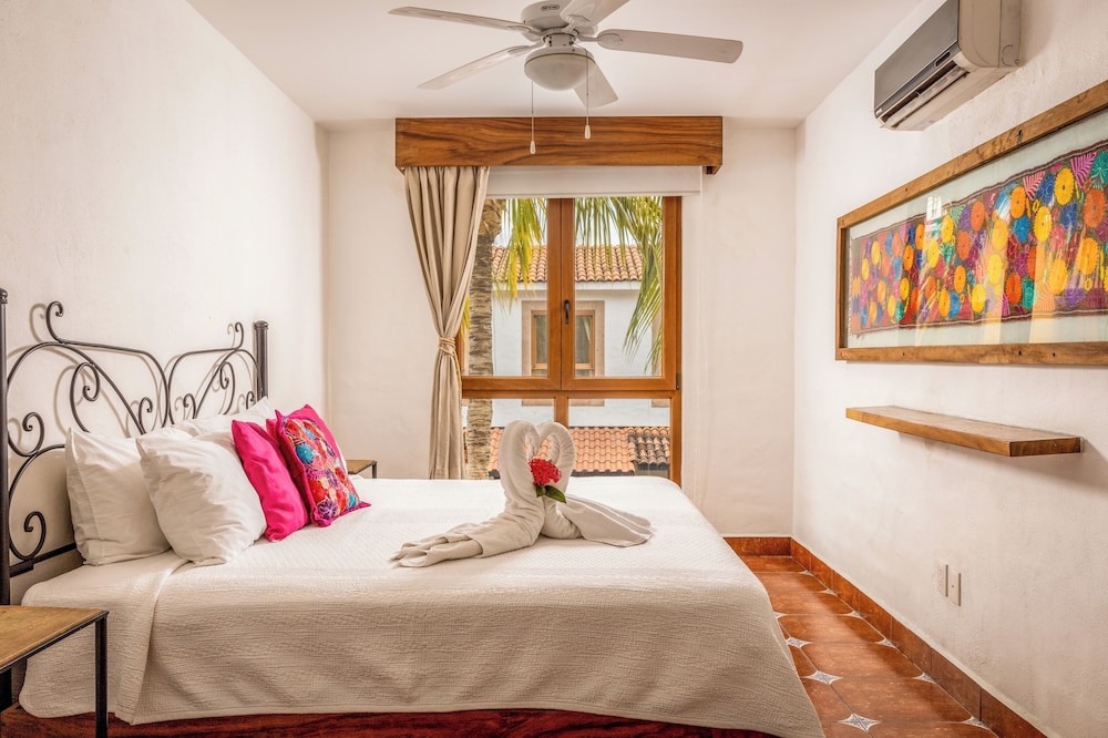 Two Bedroom Premium Master Suite with Terrace, Kitchenette and Pool View
