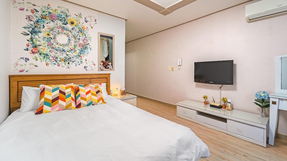 Basic Room, 1 Bedroom (Sirius) photo 1
