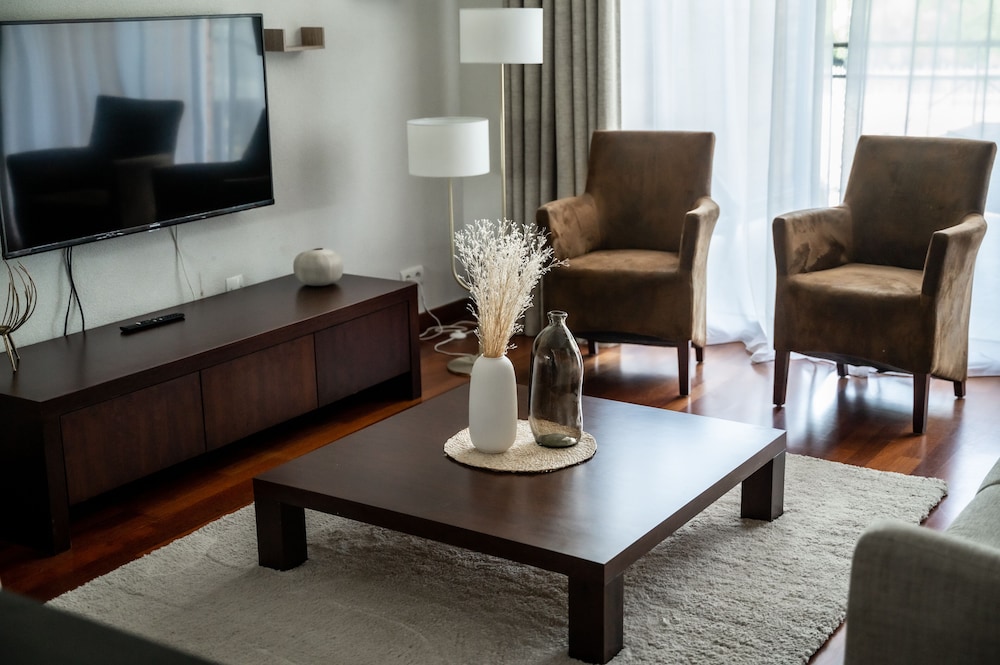 Superior Suite - Photo 4