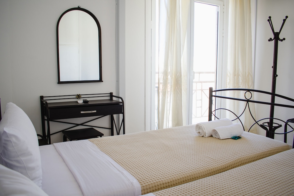 Family Apartment, 2 Bedrooms (All Single beds) photo 3