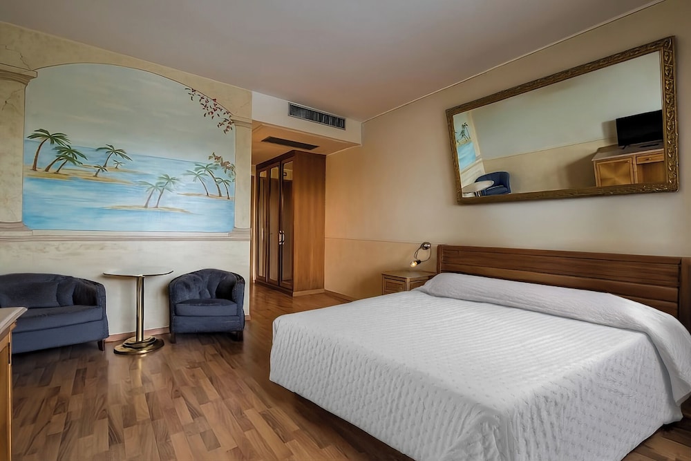 Classic Room - Photo 2