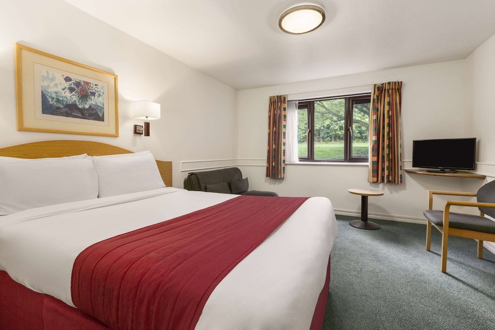 Room, 1 Double Bed, Non Smoking - Photo 1