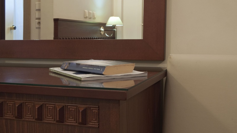 Standard Double or Twin Room photo 3