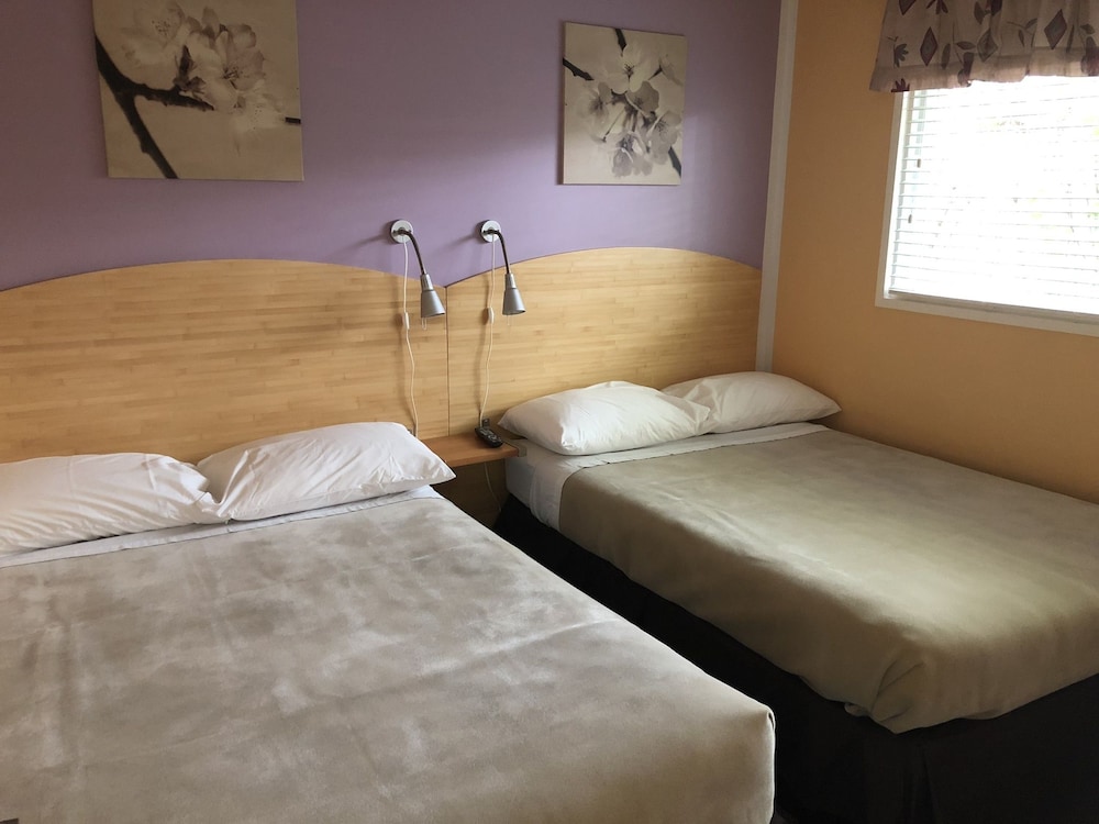 Suite, Multiple Beds, Lake View photo 1