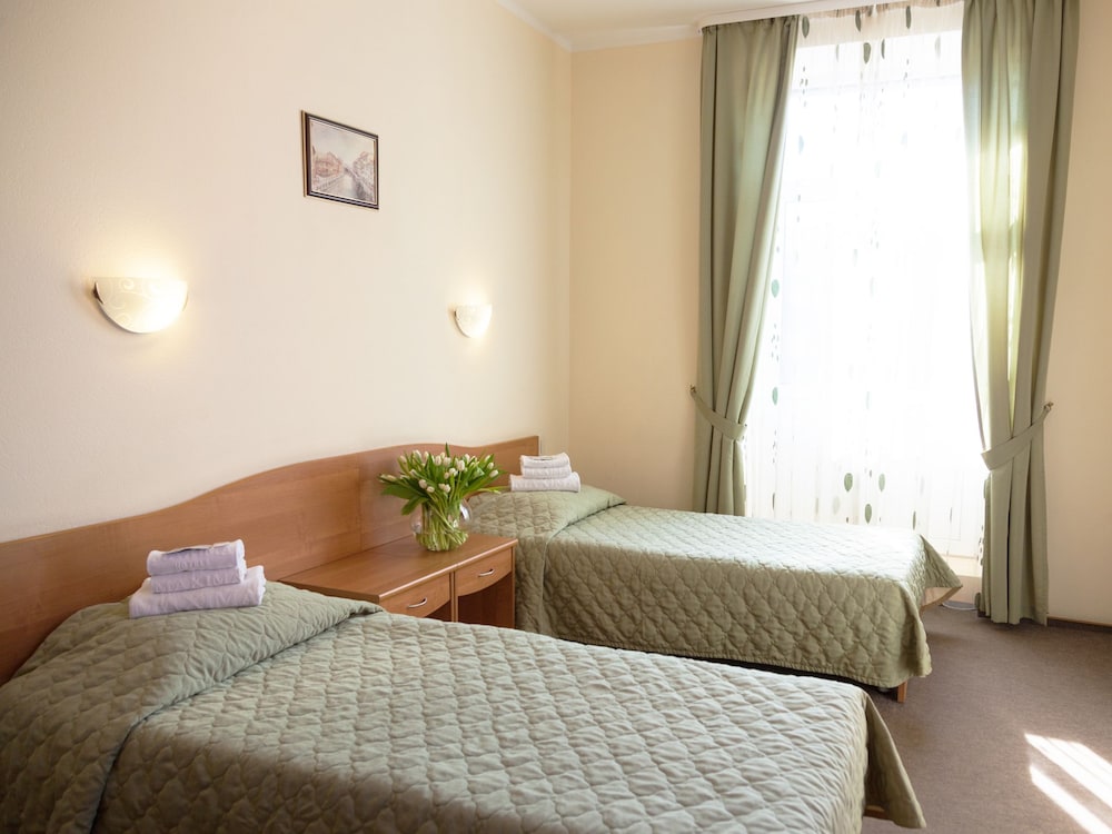 Standard Twin Room photo 1