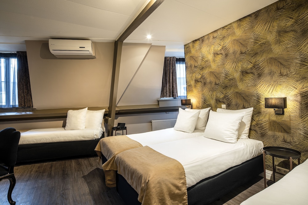 Quadruple Room photo 3