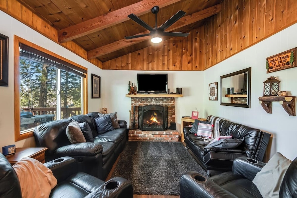 Signature Cabin, 2 Bedrooms, Non Smoking, Kitchen photo 1
