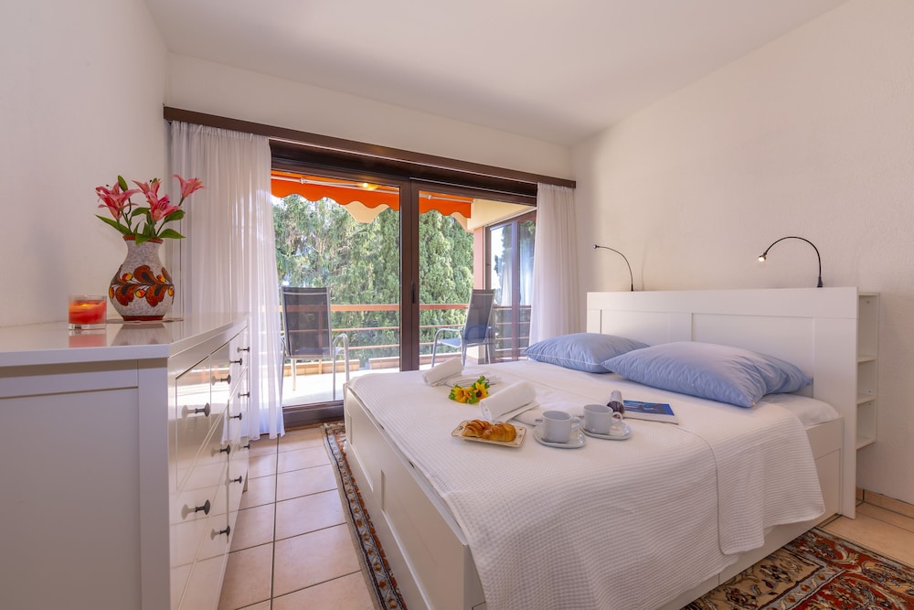 Family Apartment, Multiple Bedrooms, 2 Bathrooms (Casa Bader) photo 1