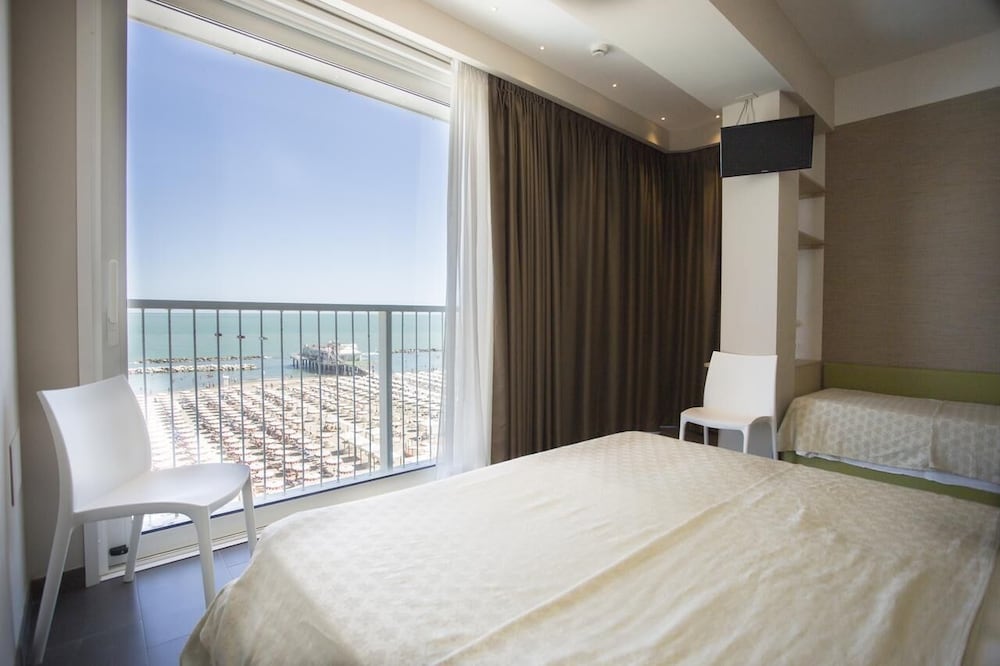 Double or Twin Room, Balcony, Sea View