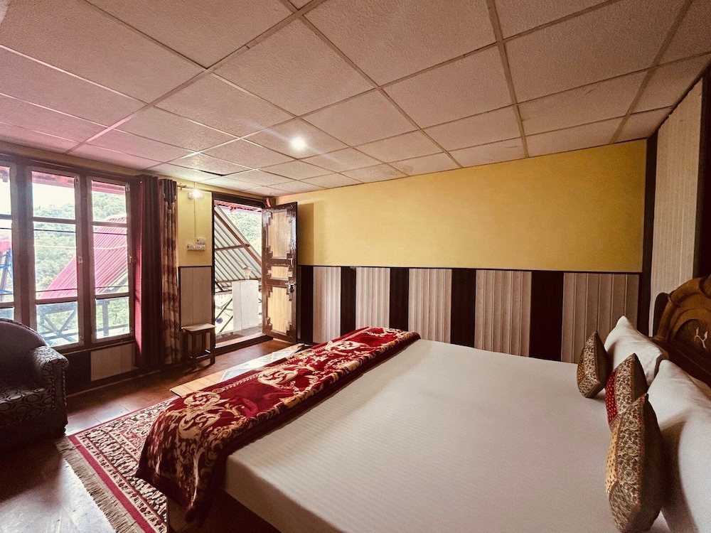 Double Room, Balcony, Mountain View