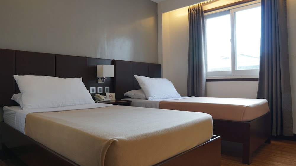 Deluxe Twin Room photo 3