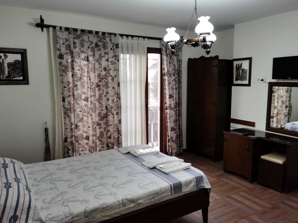 Standard Room photo 1