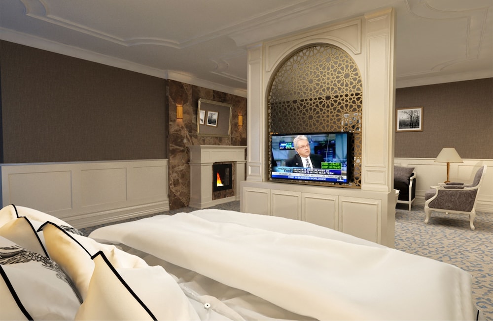 Suite, 1 King Bed, Non Smoking (Harput) thumbnail 5