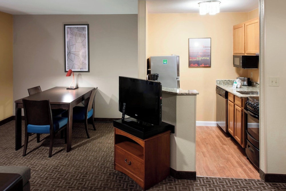 Suite, 1 Bedroom photo 1