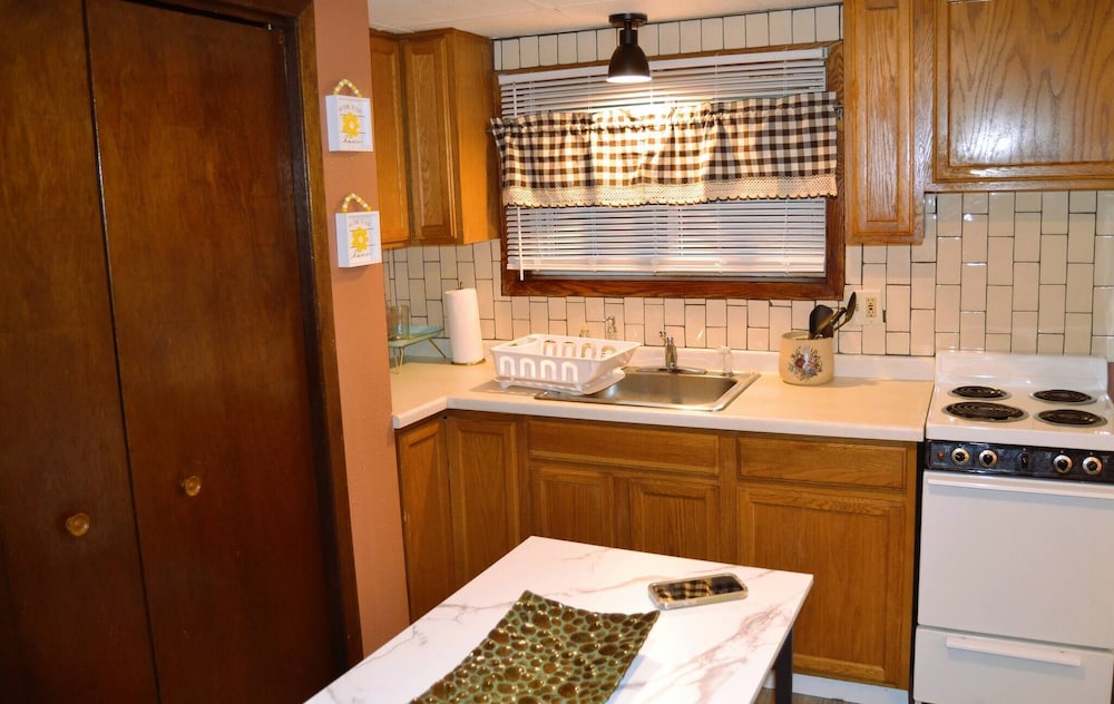 Gather Here 9br, 5BA Group, Photo 13