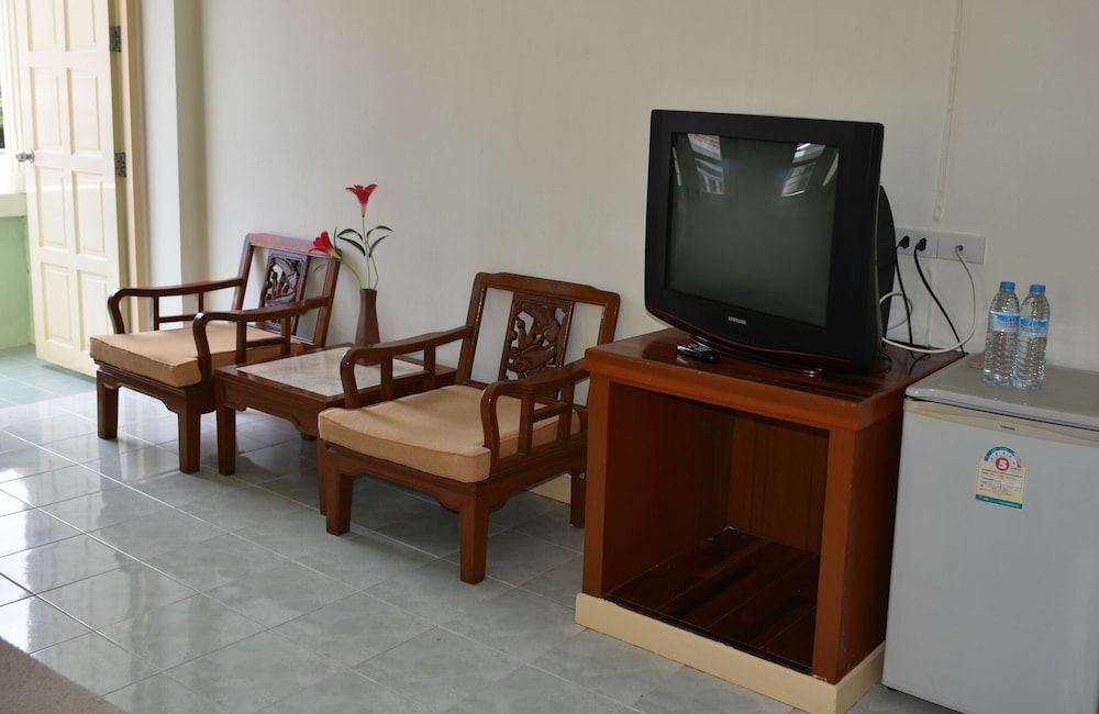 Standard Double or Twin Room photo 3