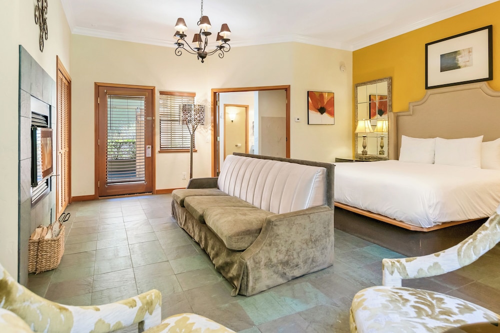 Premium Villa, 1 King Bed