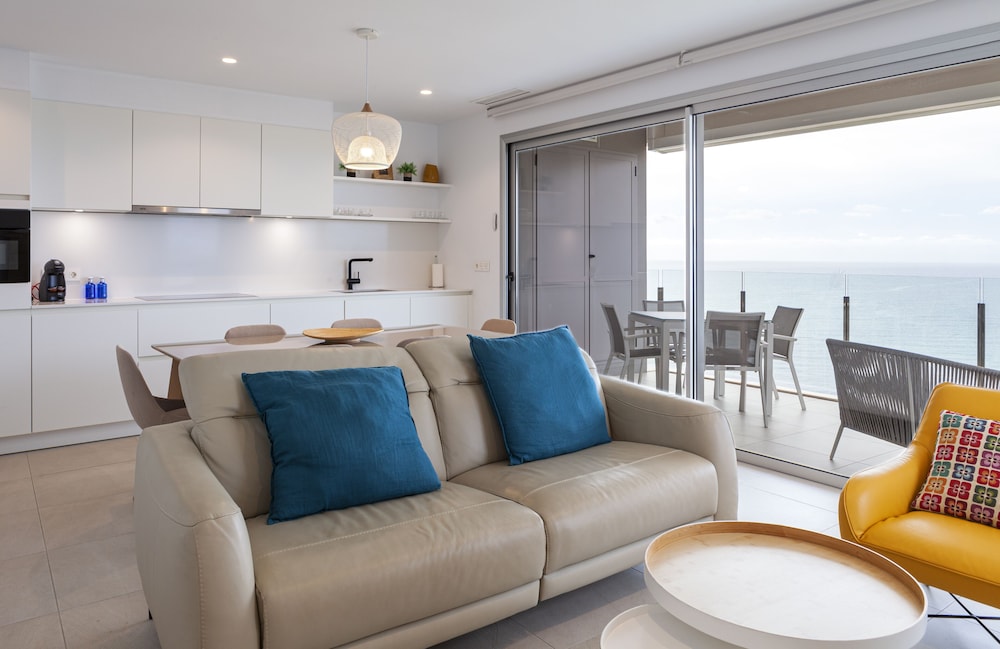 Penthouse, 2 Bedrooms, Terrace, Sea View - Photo 14
