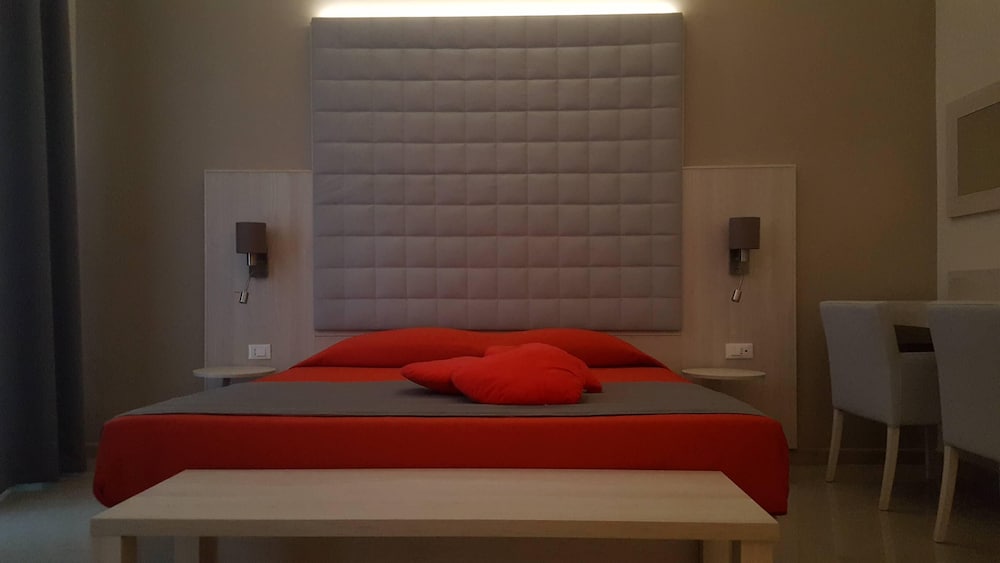Junior Suite, 1 Queen Bed, Non Smoking